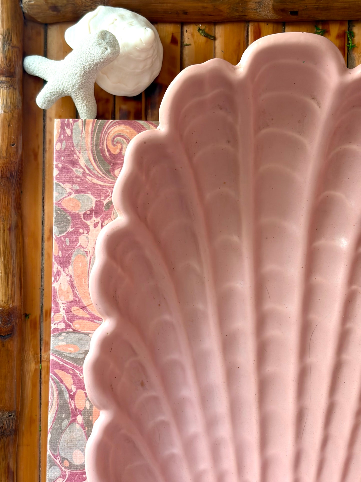 Vintage Pink Abingdon Shell Dish