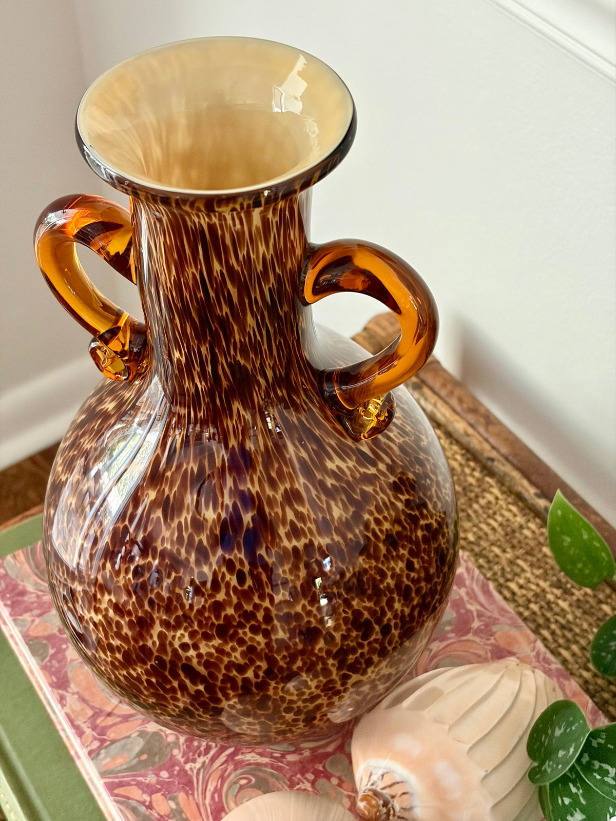 Art Glass Tortoise Style Amphora Vase
