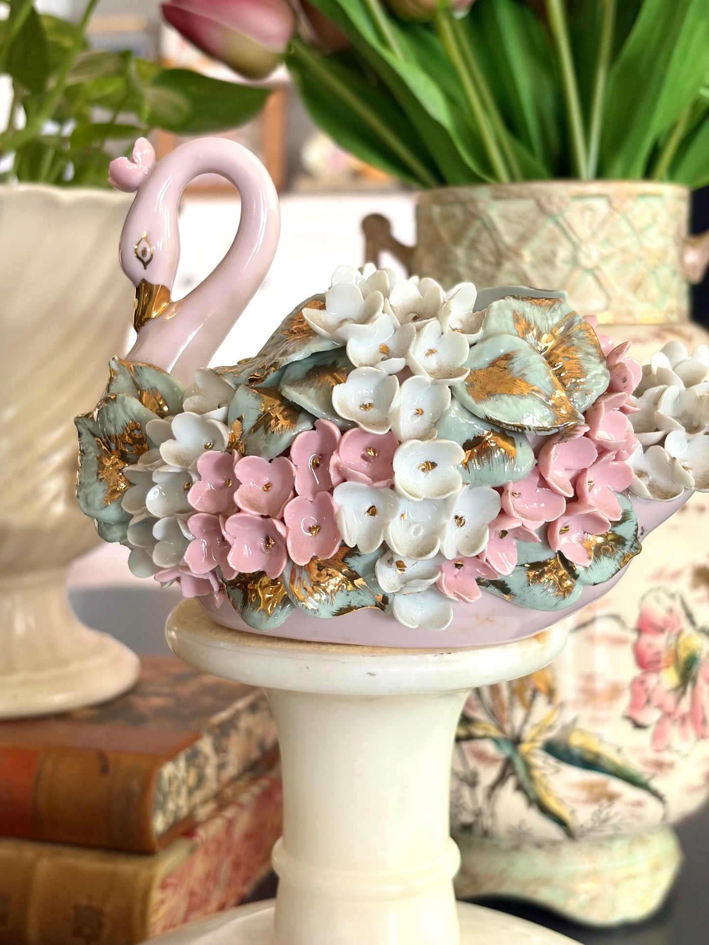 Vintage Pink Floral Swan