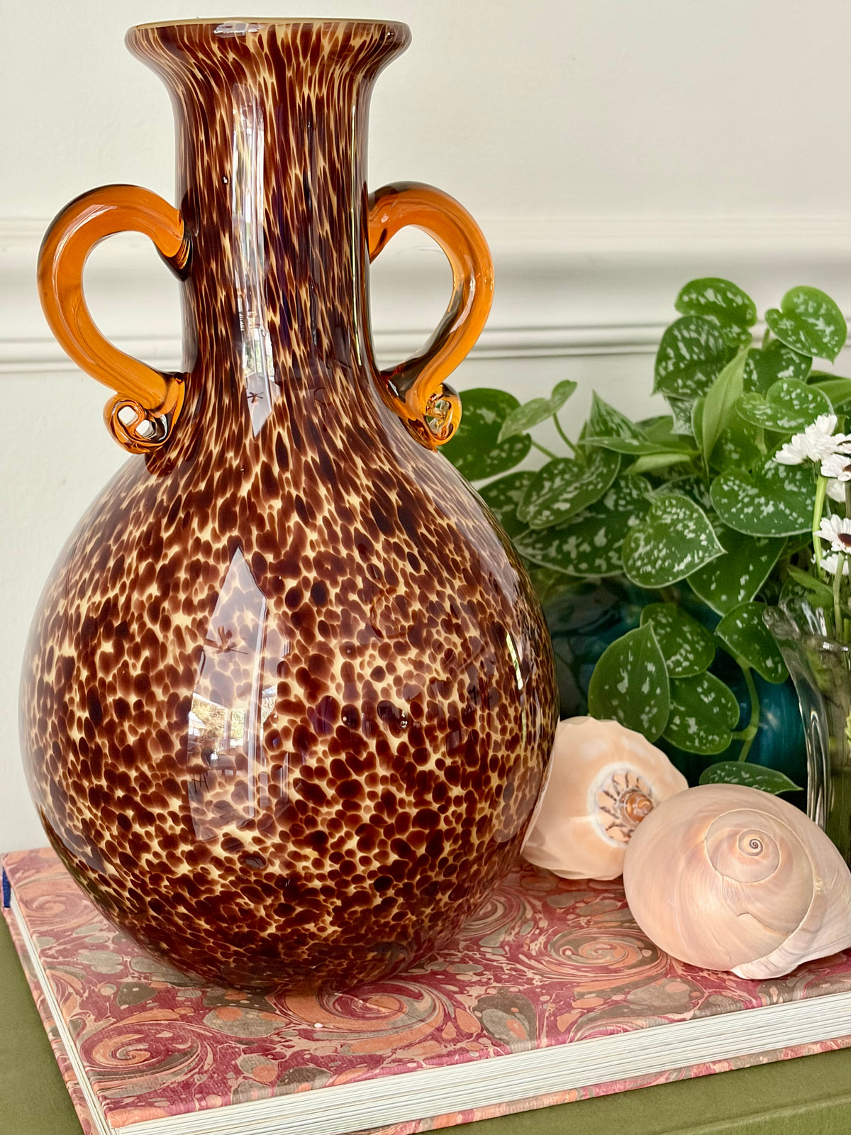 Art Glass Tortoise Style Amphora Vase