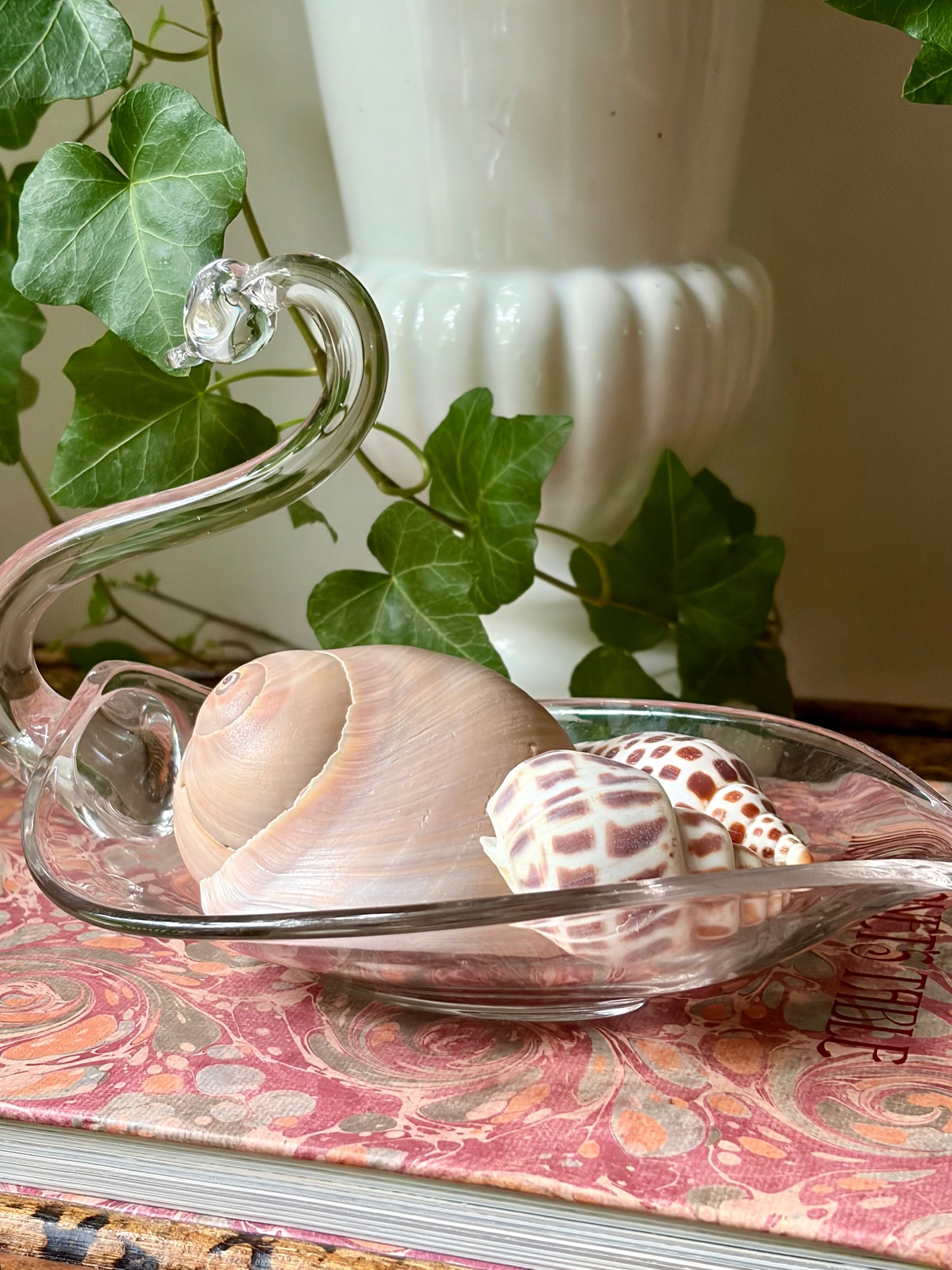 Vintage Duncan Miller Glass Swan Bowl