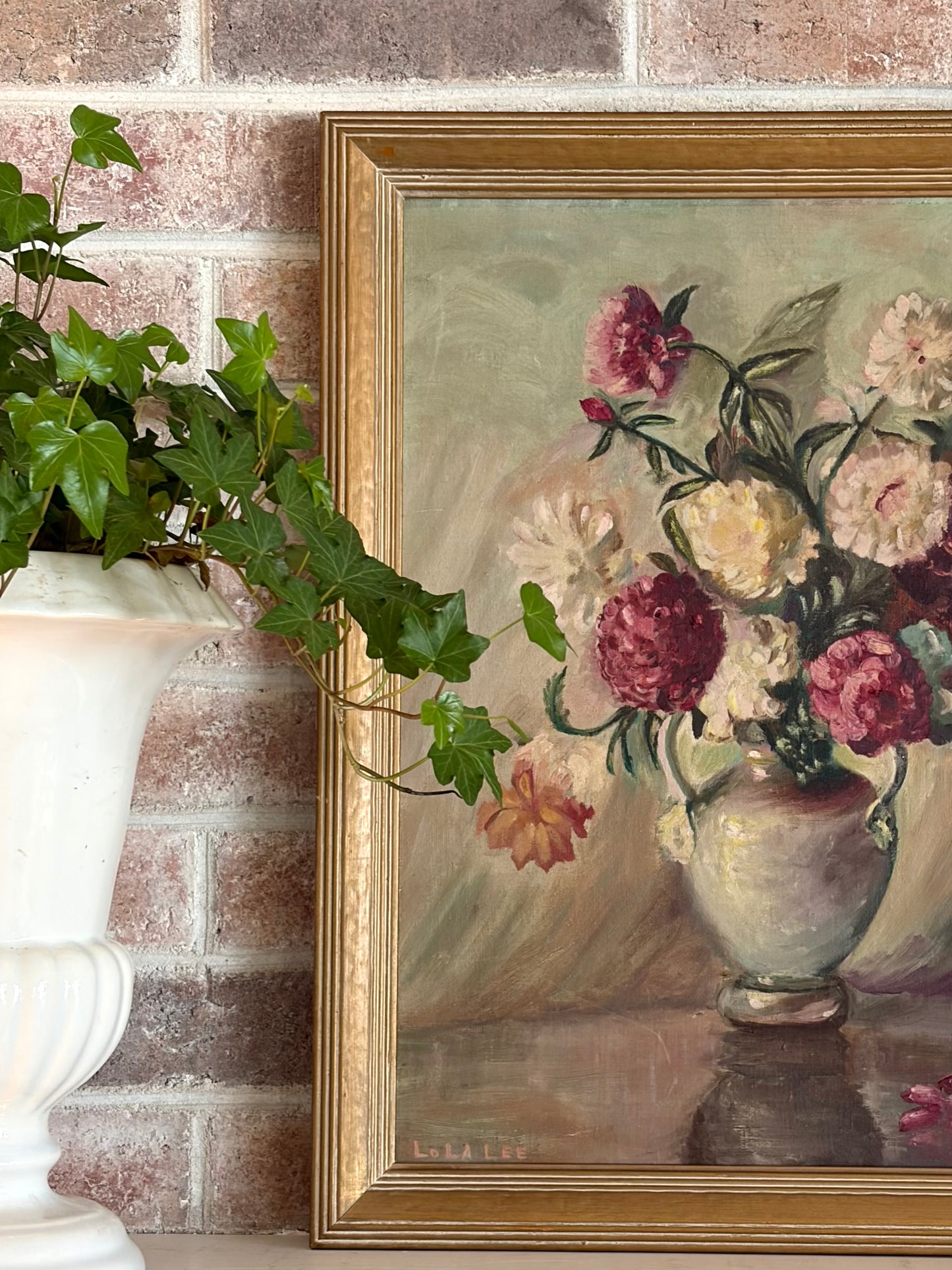 Vintage 1940s Floral Oil Painting