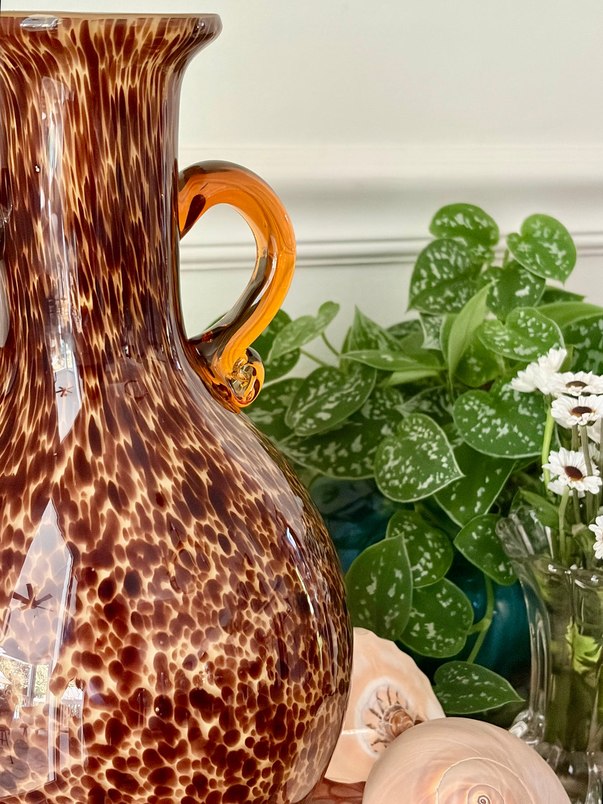 Art Glass Tortoise Style Amphora Vase
